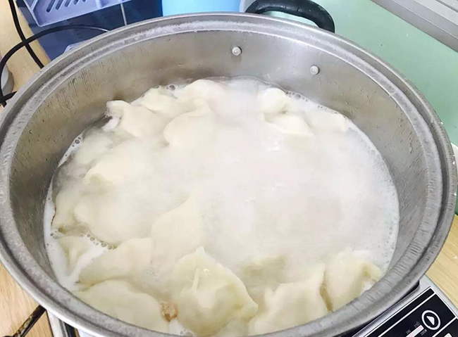 臭氧发生器厂家职工们算是有了口福